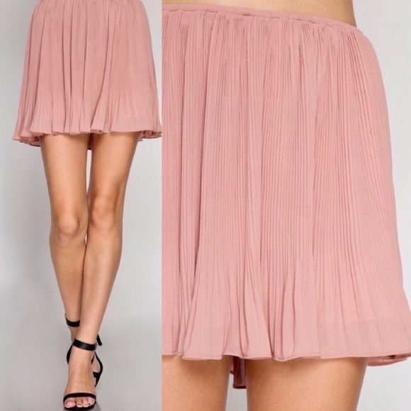 New Mini Skirt w: Micro pleated fabric - Picture 6 of 6